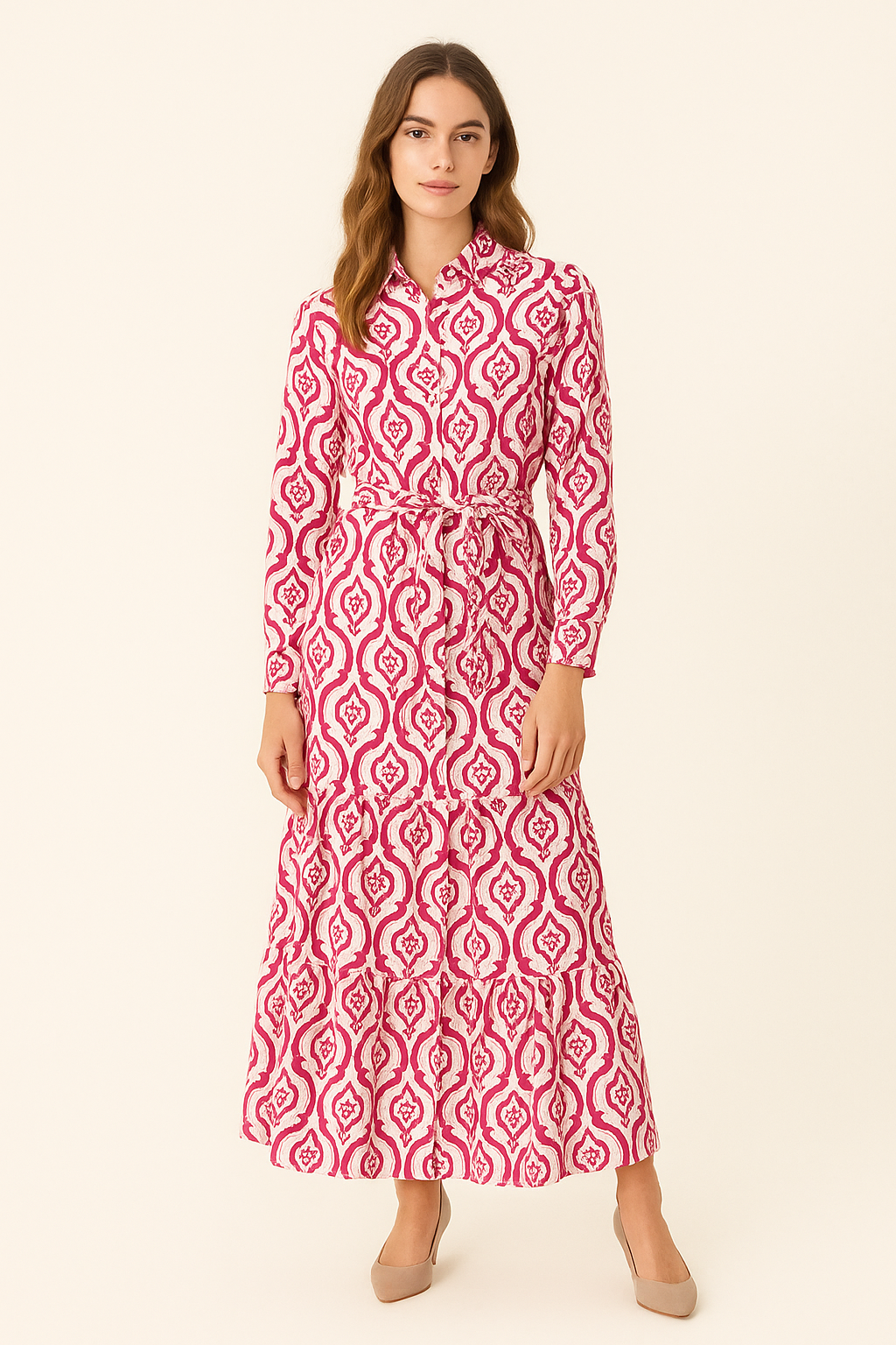 Vestido largo estampado geométrico con cinturón ajustable